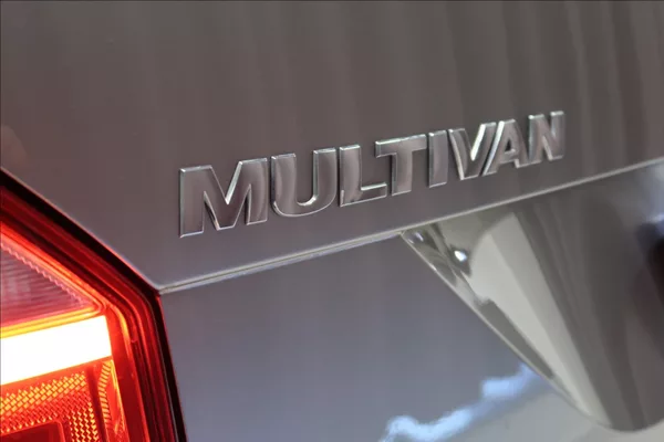 Volkswagen Multivan 2,0 TDI DSG 4MOTION HIGHLINE - foto 44