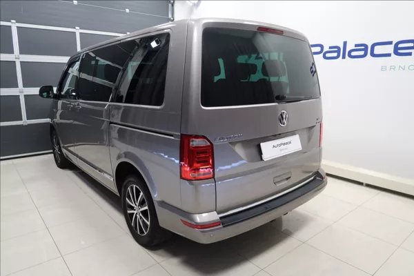 Volkswagen Multivan 2,0 TDI DSG 4MOTION HIGHLINE - foto 7