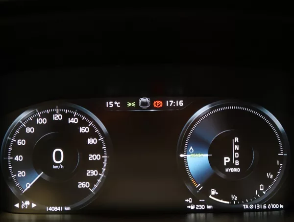 Volvo S90 2,0 T8 TWINENGINE AWD R-DESIGN - foto 18