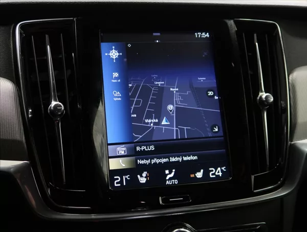 Volvo S90 2,0 T8 TWINENGINE AWD R-DESIGN - foto 29