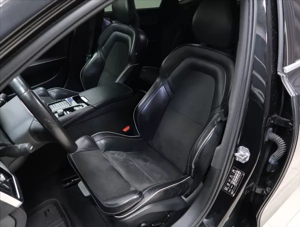 Volvo S90 2,0 T8 TWINENGINE AWD R-DESIGN - foto 39