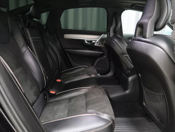 Volvo S90 2,0 T8 TWINENGINE AWD R-DESIGN - foto 45