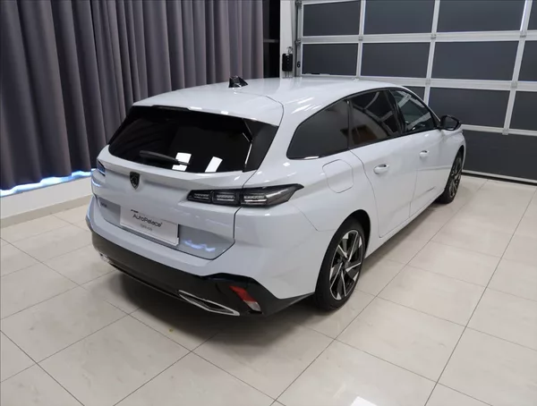 Peugeot 308 1,2 SW ALLURE PureTech 130 AUT - foto 4