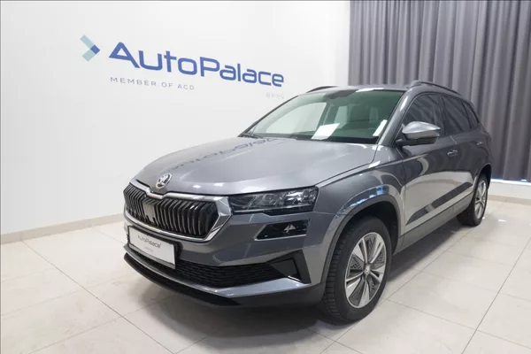 Škoda Karoq 2,0 TDI DSG KEYLESS VÝHŘEV ČR