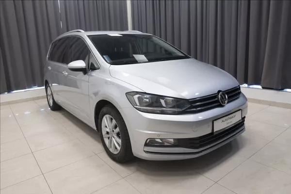 Volkswagen Touran 2,0 TDI MASÁŽ KAMERA VÝHŘEV ČR - foto 3