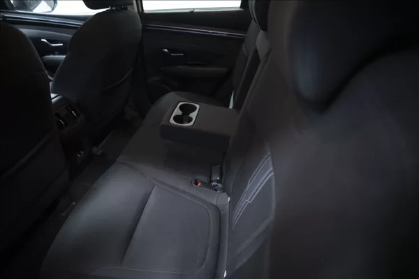 Hyundai Tucson 1,6 T-GDI AT NAVI KAMERA TAŽNÉ - foto 16