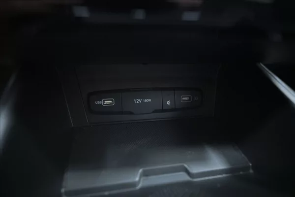 Hyundai Tucson 1,6 T-GDI AT NAVI KAMERA TAŽNÉ - foto 30