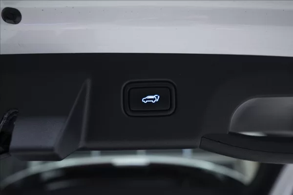 Hyundai Tucson 1,6 T-GDI AT NAVI KAMERA TAŽNÉ - foto 40