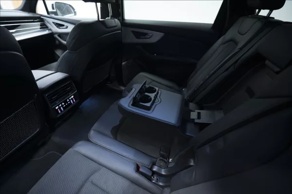 Audi Q7 3,0 TDI QUATTRO S-LINE ČR - foto 16
