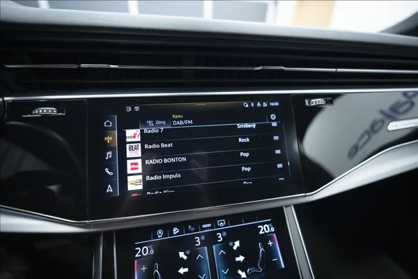 Audi Q7 3,0 TDI QUATTRO S-LINE ČR - foto 32