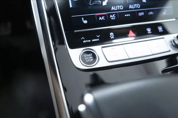 Audi Q7 3,0 TDI QUATTRO S-LINE ČR - foto 39
