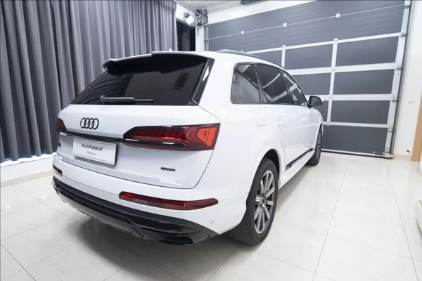 Audi Q7 3,0 TDI QUATTRO S-LINE ČR - foto 4