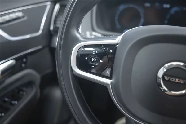 Volvo XC90 2,0 B5 AWD INSCRIPTION 7 MÍST - foto 20