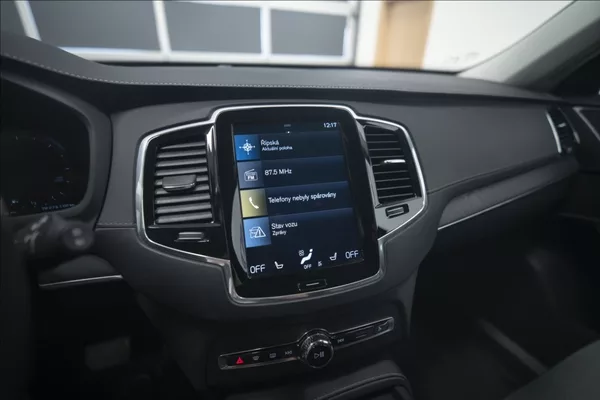 Volvo XC90 2,0 B5 AWD INSCRIPTION 7 MÍST - foto 26