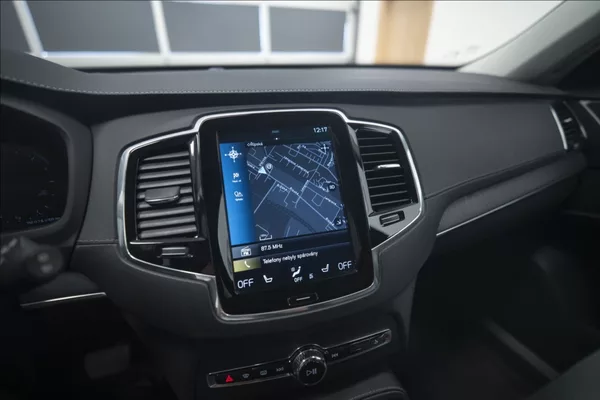 Volvo XC90 2,0 B5 AWD INSCRIPTION 7 MÍST - foto 27