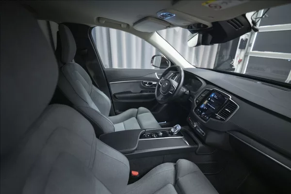 Volvo XC90 2,0 B5 AWD INSCRIPTION 7 MÍST - foto 7