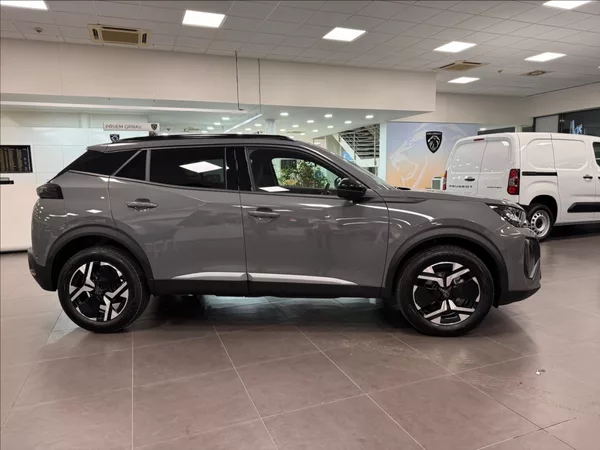 Peugeot 2008 1,2 ALLURE Turbo 100 MAN6 - foto 5