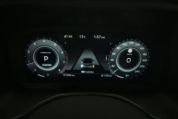 Nissan Qashqai 1,3 DIG-T MHEV AT NAVI PANO ČR - foto 45