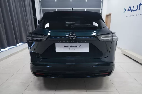Nissan Qashqai 1,3 DIG-T MHEV AT NAVI PANO ČR - foto 5