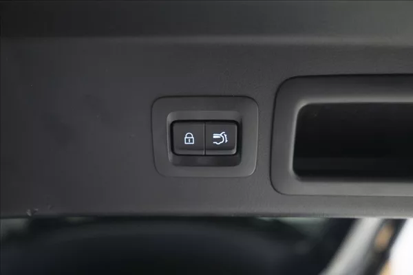 Mazda CX-30 2,0 SKYACTIV-X NAVI KAMERA ČR - foto 44