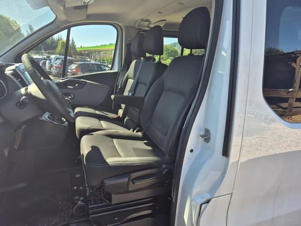 Renault Trafic 1.6Dci L2H1 6 Míst - foto 17
