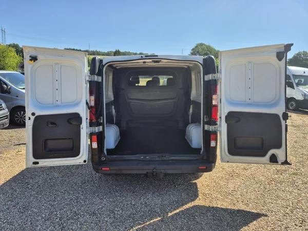 Renault Trafic 1.6Dci L2H1 6 Míst - foto 24