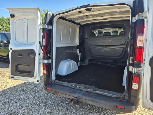Renault Trafic 1.6Dci L2H1 6 Míst - foto 25