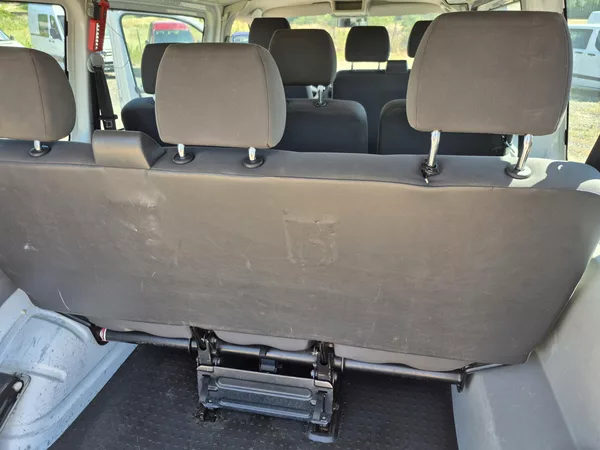 Volkswagen Transporter 2.0Tdi 9 mist klima - foto 19