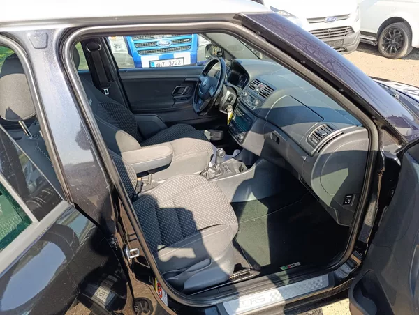 Škoda Fabia 1.4 TSi RS 132kw - foto 13