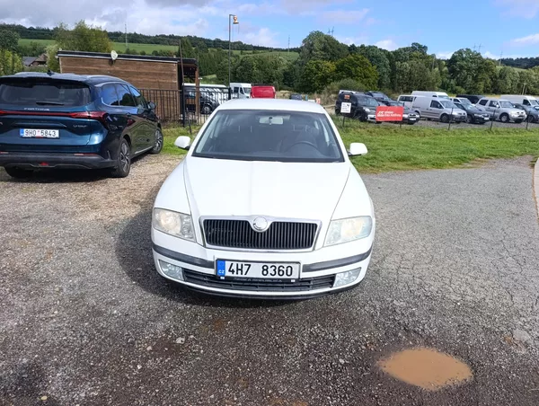 Škoda Octavia 1.9 TDi - foto 8