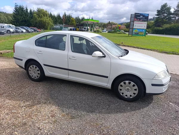 Škoda Octavia 1.9 TDi - foto 9
