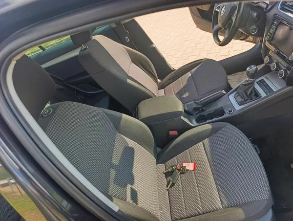 Škoda Octavia 1.6 TDi Green Line 81kw - foto 13