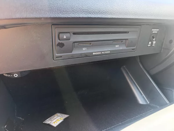 Škoda Octavia 1.6 TDi Green Line 81kw - foto 17