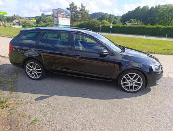 Škoda Octavia 1.6 TDi Green Line 81kw - foto 3