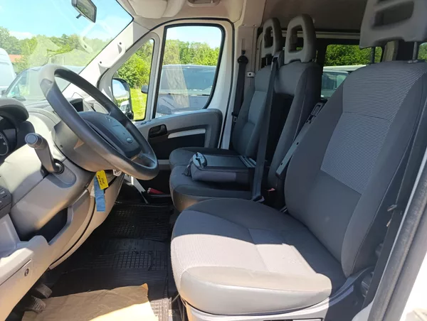 Citroën Jumper 3,0 HDi 9míst klima 116kw - foto 24
