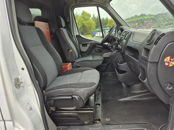 Renault Master 2.3Dci 135 L2H2 - foto 15