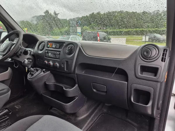 Renault Master 2.3Dci 135 L2H2 - foto 16