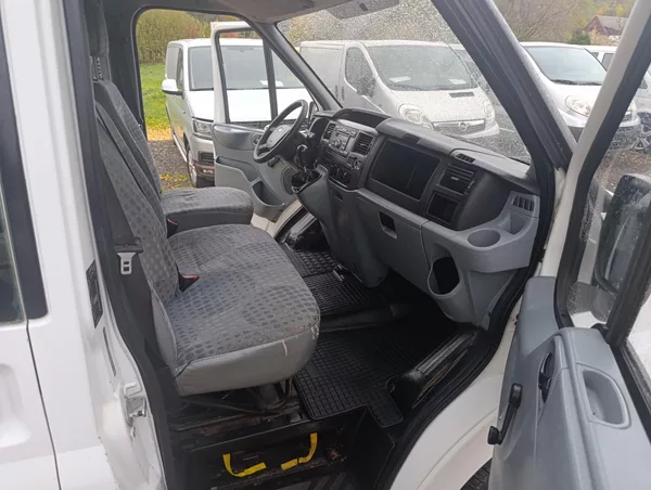 Ford Transit 2.2 TDCi L3H2 6míst tažné - foto 14