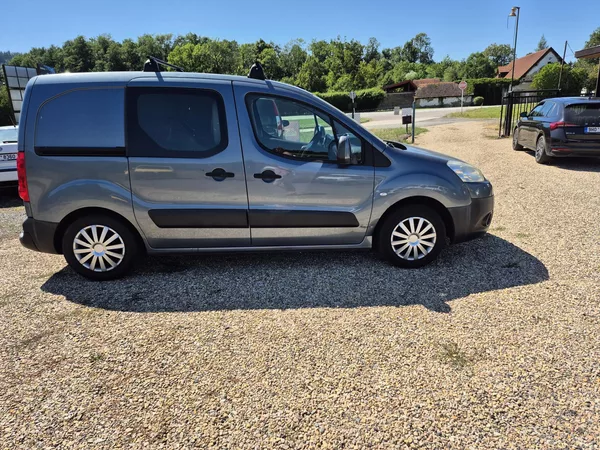 Peugeot Partner 1.6Hdi 3místa - foto 10