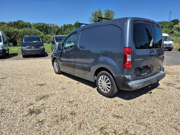 Peugeot Partner 1.6Hdi 3místa - foto 16