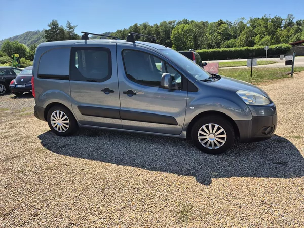 Peugeot Partner 1.6Hdi 3místa - foto 8