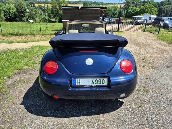 Volkswagen New Beetle 2.0i 85Kw - foto 10