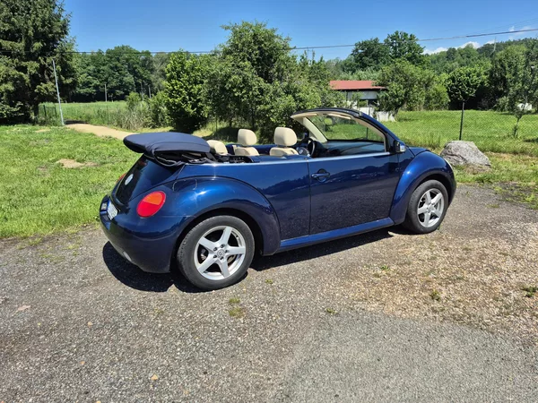 Volkswagen New Beetle 2.0i 85Kw - foto 6