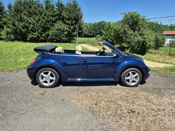 Volkswagen New Beetle 2.0i 85Kw - foto 7