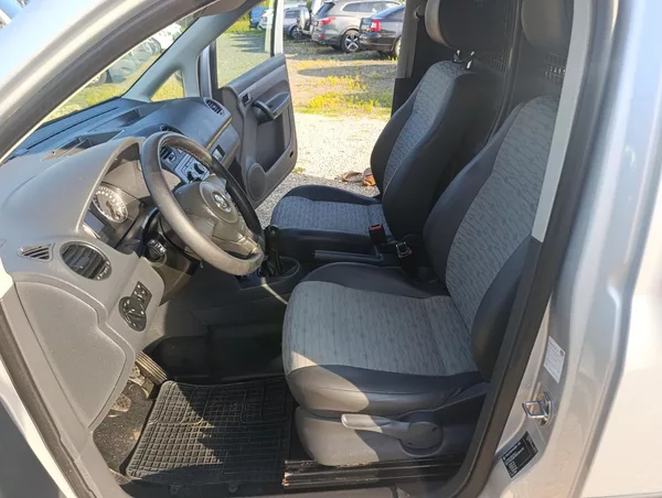 Volkswagen Caddy 1.6 TDi klima tažné 75kw - foto 14