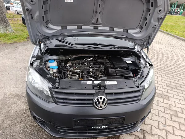 Volkswagen Caddy 1.6 TDi klima tažné 75kw - foto 18
