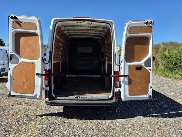 Volkswagen Crafter 2.0Tdi L2H2 - foto 23