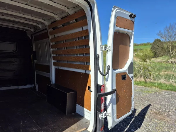 Volkswagen Crafter 2.0Tdi L2H2 - foto 24
