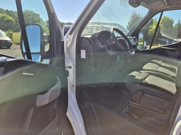 Opel Movano 2.2Dci L2H2 - foto 12