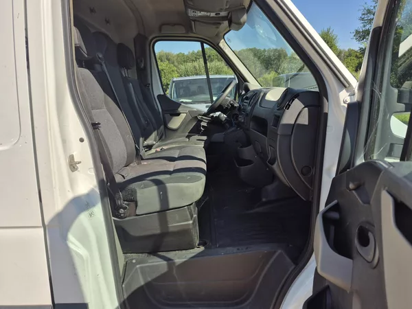 Opel Movano 2.2Dci L2H2 - foto 14
